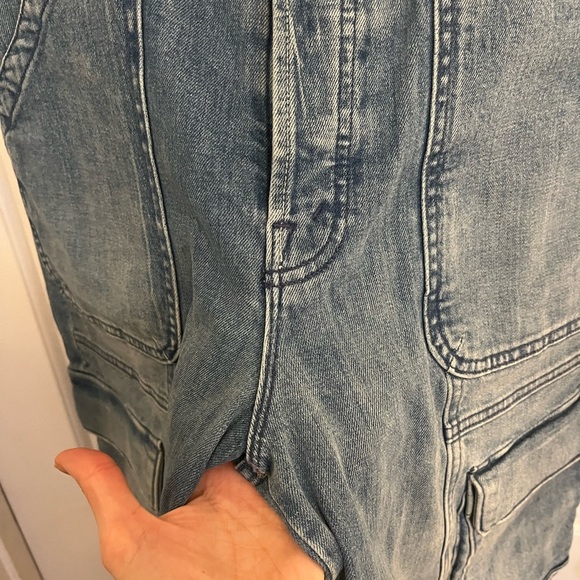 Mother the Curbside Cargo Flood Jeans in Herbal Remedy 29 - Picture 9 of 12